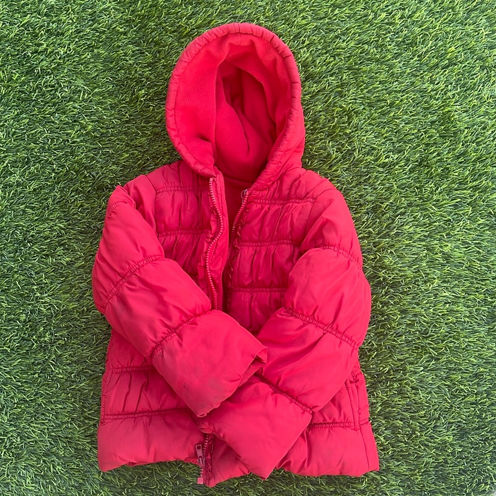 Gymboree size 5/6 small puffy red warm jacket